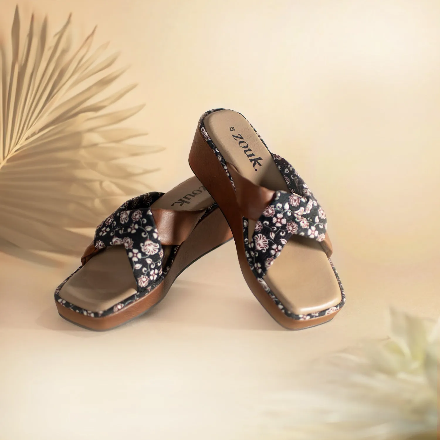 Hooghly Garden Cross Wedges