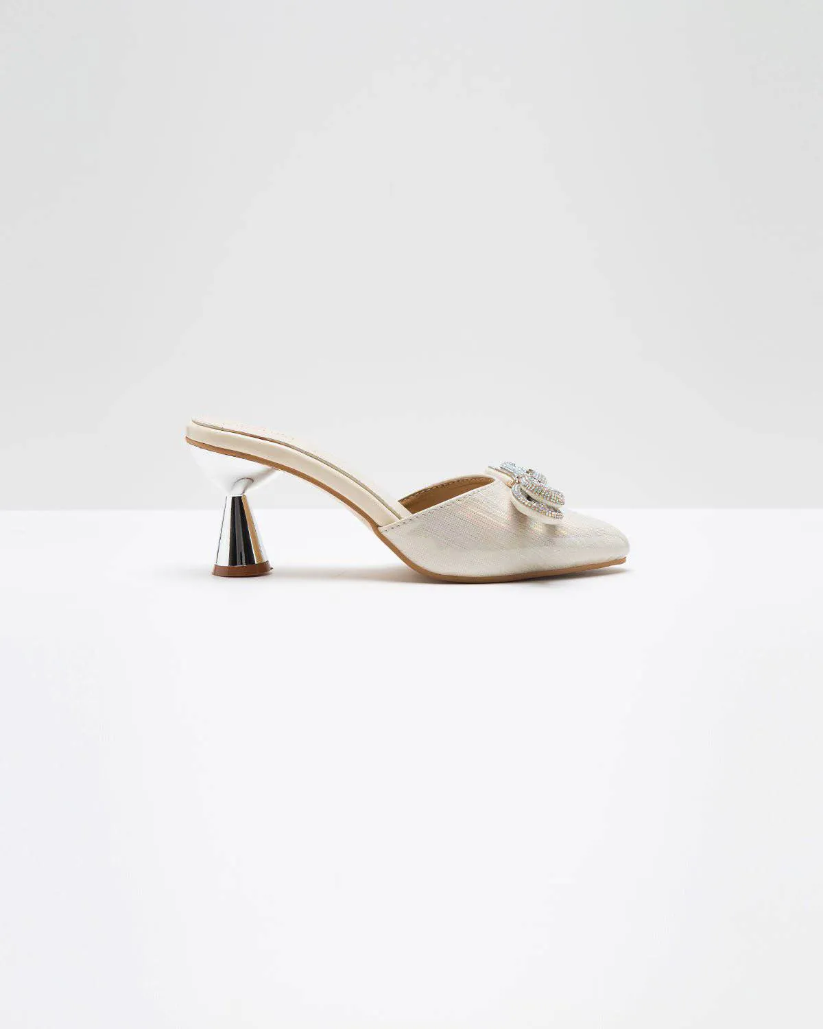 Metallic Cream Embellished Bow Heels