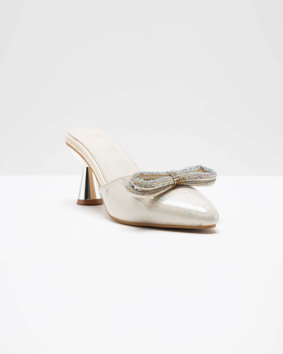 Metallic Cream Embellished Bow Heels