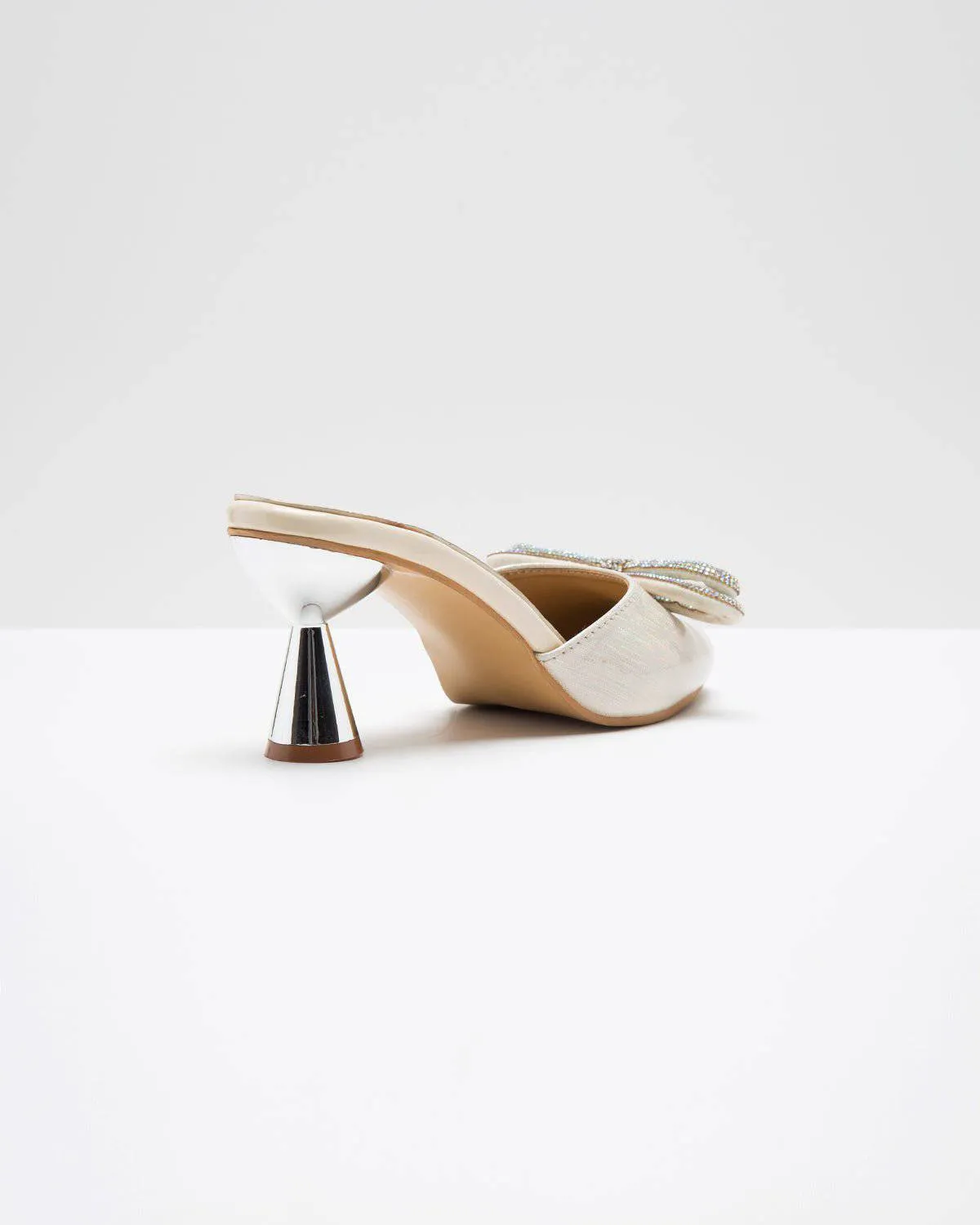 Metallic Cream Embellished Bow Heels