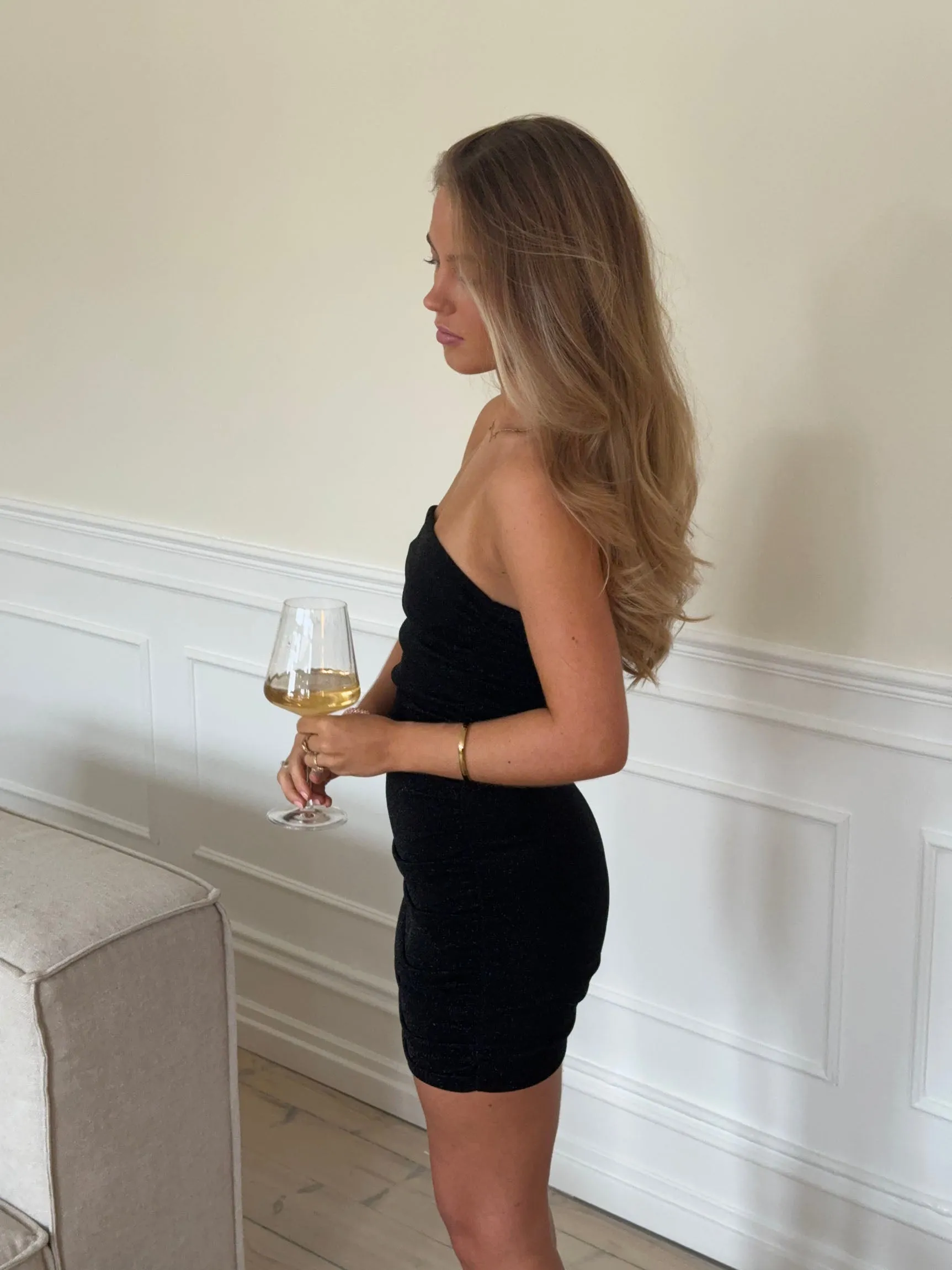 Rihanna dress with scrunch details - Black