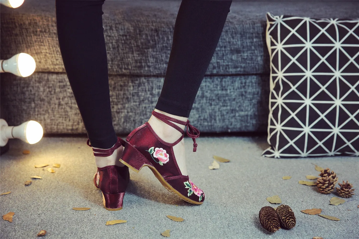 Vintage Lace Up Pumps